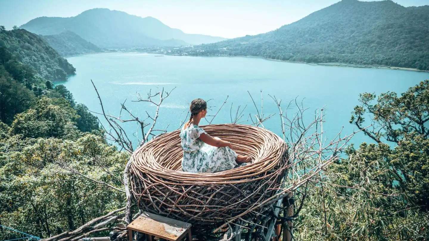 <span>1:00 PM</span> Embark on an adventure to Wanagiri Hidden Hill, where you'll be captivated by the breathtaking Twin Lake View.